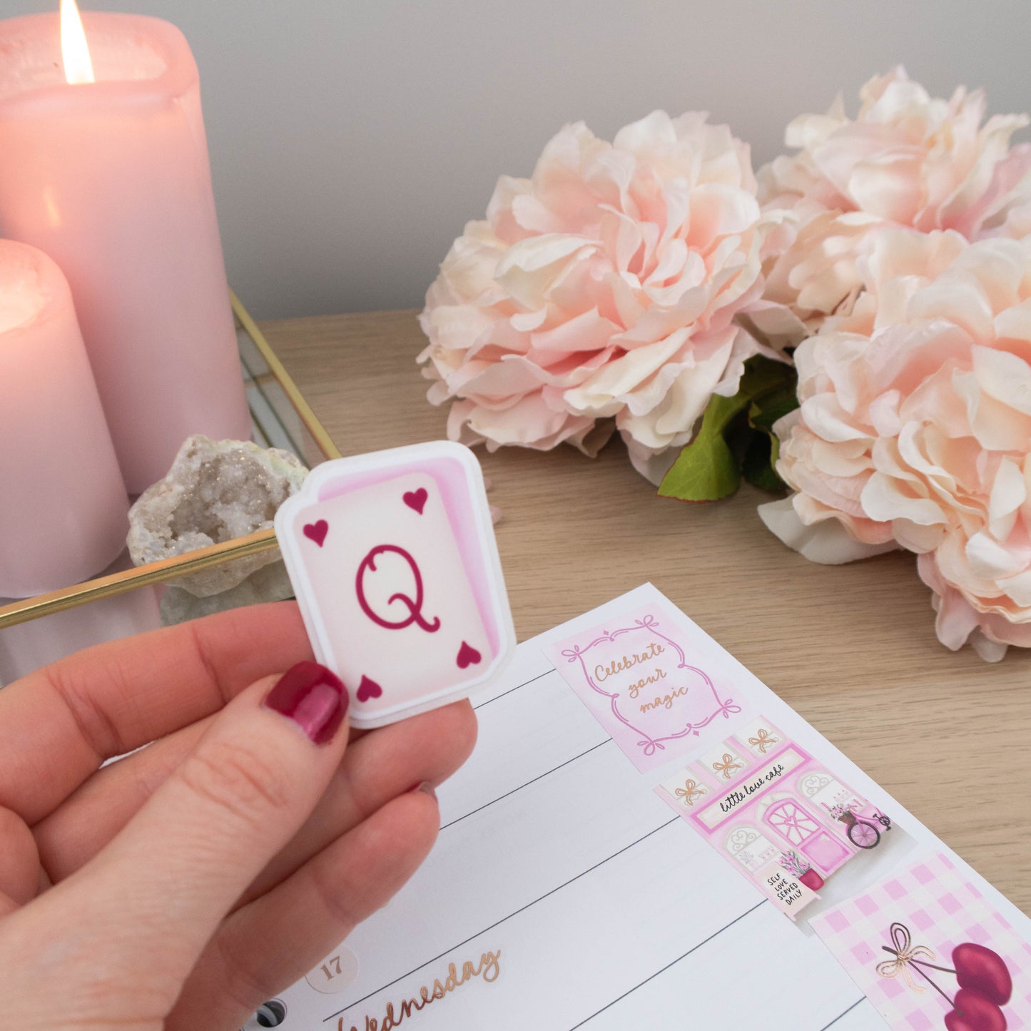 QUEEN OF HEARTS - SINGLE STICKER