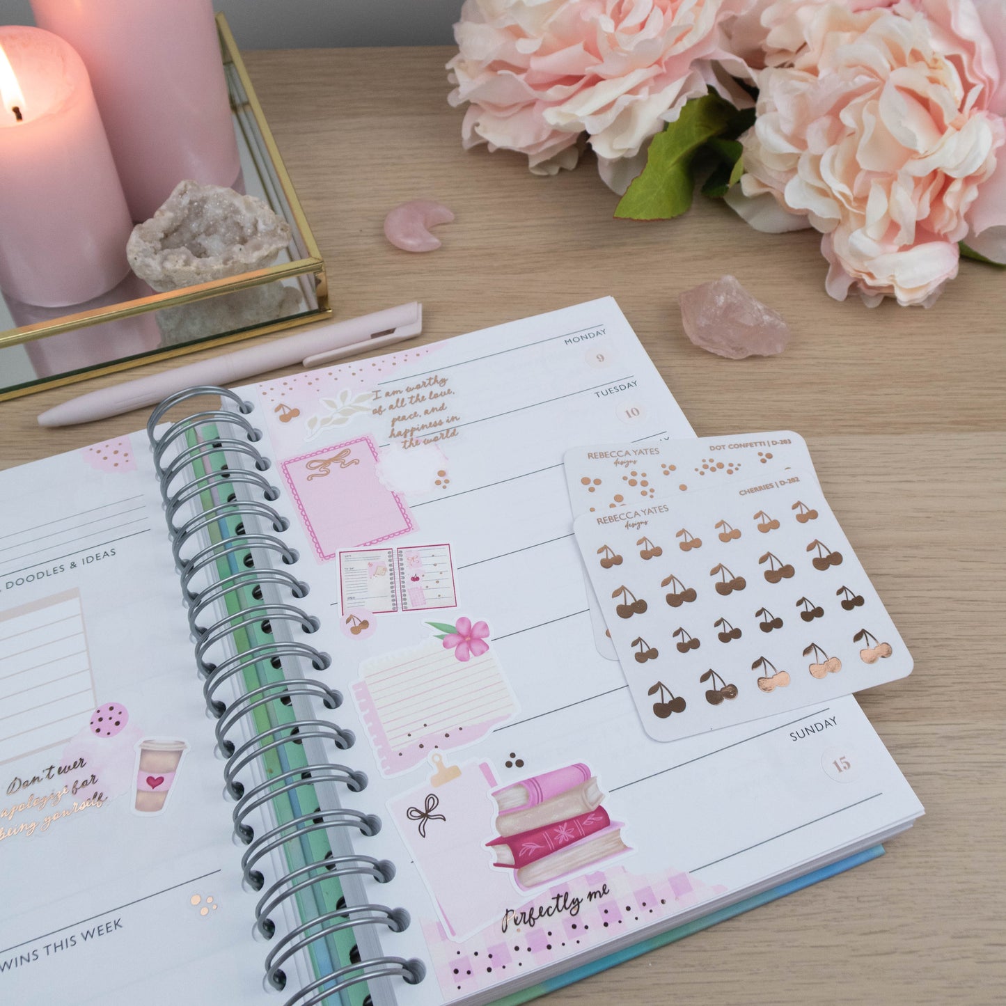 ALPHABET - MODERN STYLE FOILED STICKERS