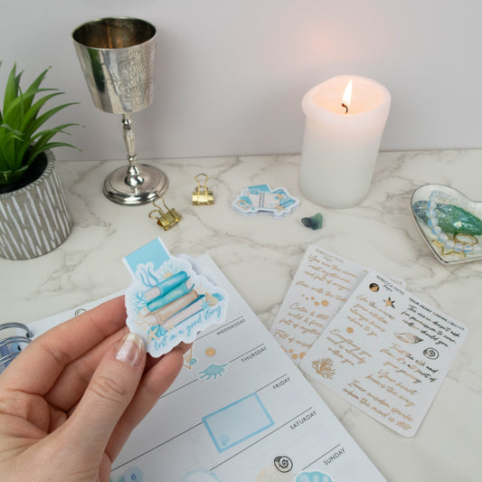 LOST IN A GOOD STORY  - MAGNETIC BOOKMARK