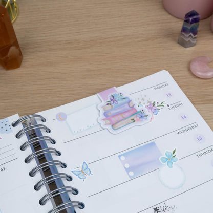 FANTASY BOOK STACK  - MAGNETIC BOOKMARK